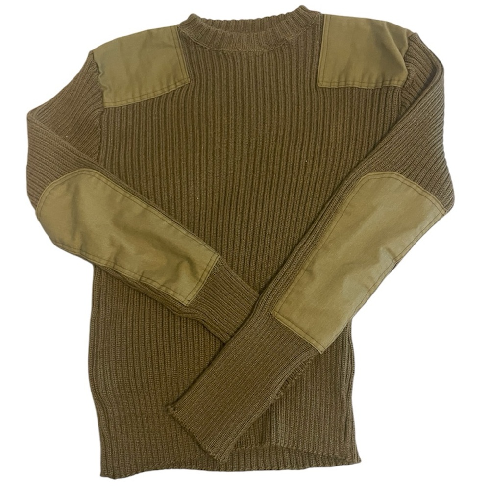 VINTAGE U.S.Marine Corps green wool sweater with elbow and shoulder patches.